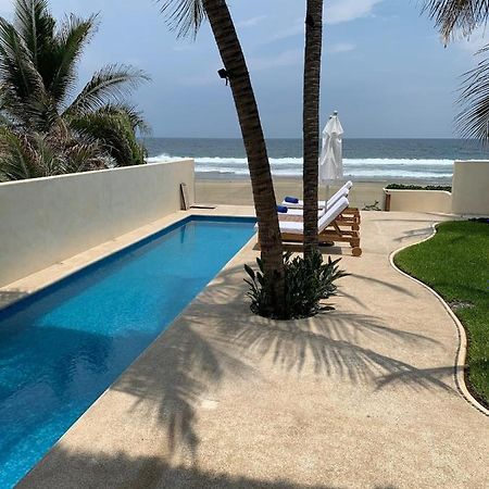 Beachfront Villa With Private Pool Zihuatanejo Exterior foto